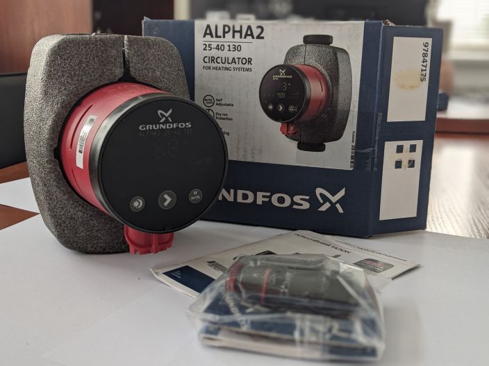 Циркуляційний насос Grundfos Alpha2 25-40 130 (99411143) купити в інтернет-магазині «НасосВДом» Київ Україна