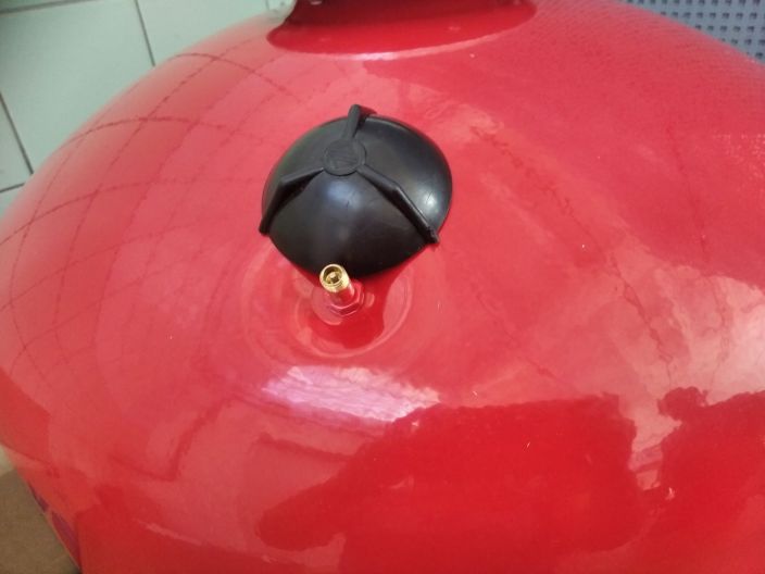 Бак расширительный для отопления Aquasystem VRV 100 с ножками купить в интернет-магазине «НасосВДом» Киев Украина